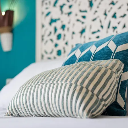 Apartman Home2book Cozy Duplex, Terrace & Pool, Caleta *