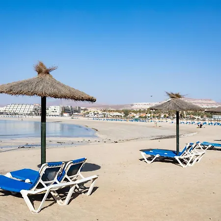 Home2book Cozy Duplex, Terrace & Pool, Caleta