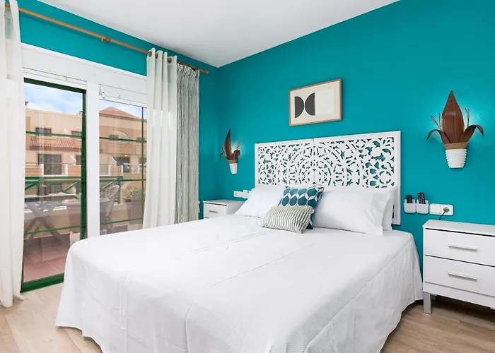 Home2book Cozy Duplex, Terrace & Pool, Caleta 公寓